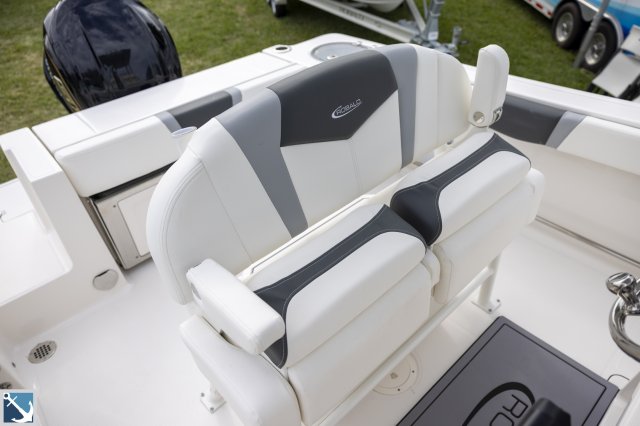 New 2024  powered Robalo Boat for sale